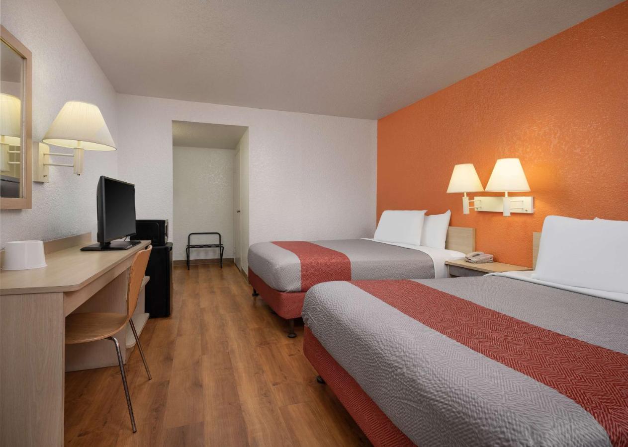Motel 6-Buena Park, Ca - Knotts Berry Farm - Disneyland Kültér fotó