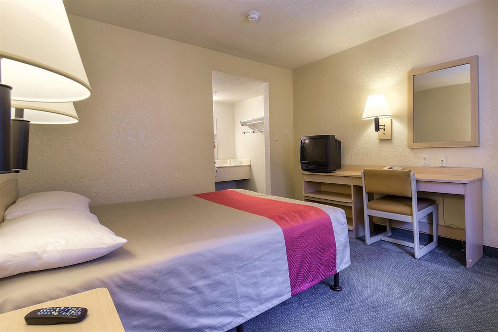 Motel 6-Buena Park, Ca - Knotts Berry Farm - Disneyland Kültér fotó