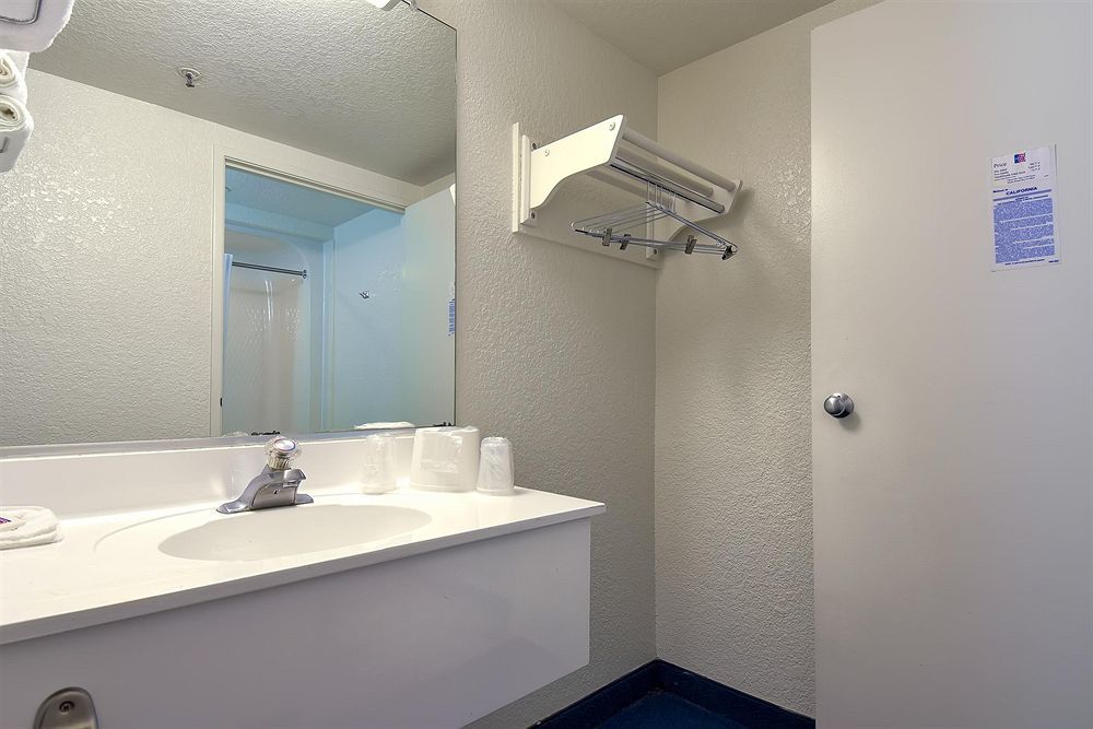 Motel 6-Buena Park, Ca - Knotts Berry Farm - Disneyland Kültér fotó