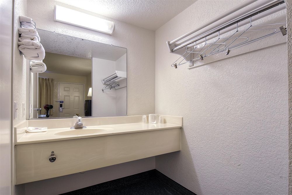 Motel 6-Buena Park, Ca - Knotts Berry Farm - Disneyland Kültér fotó